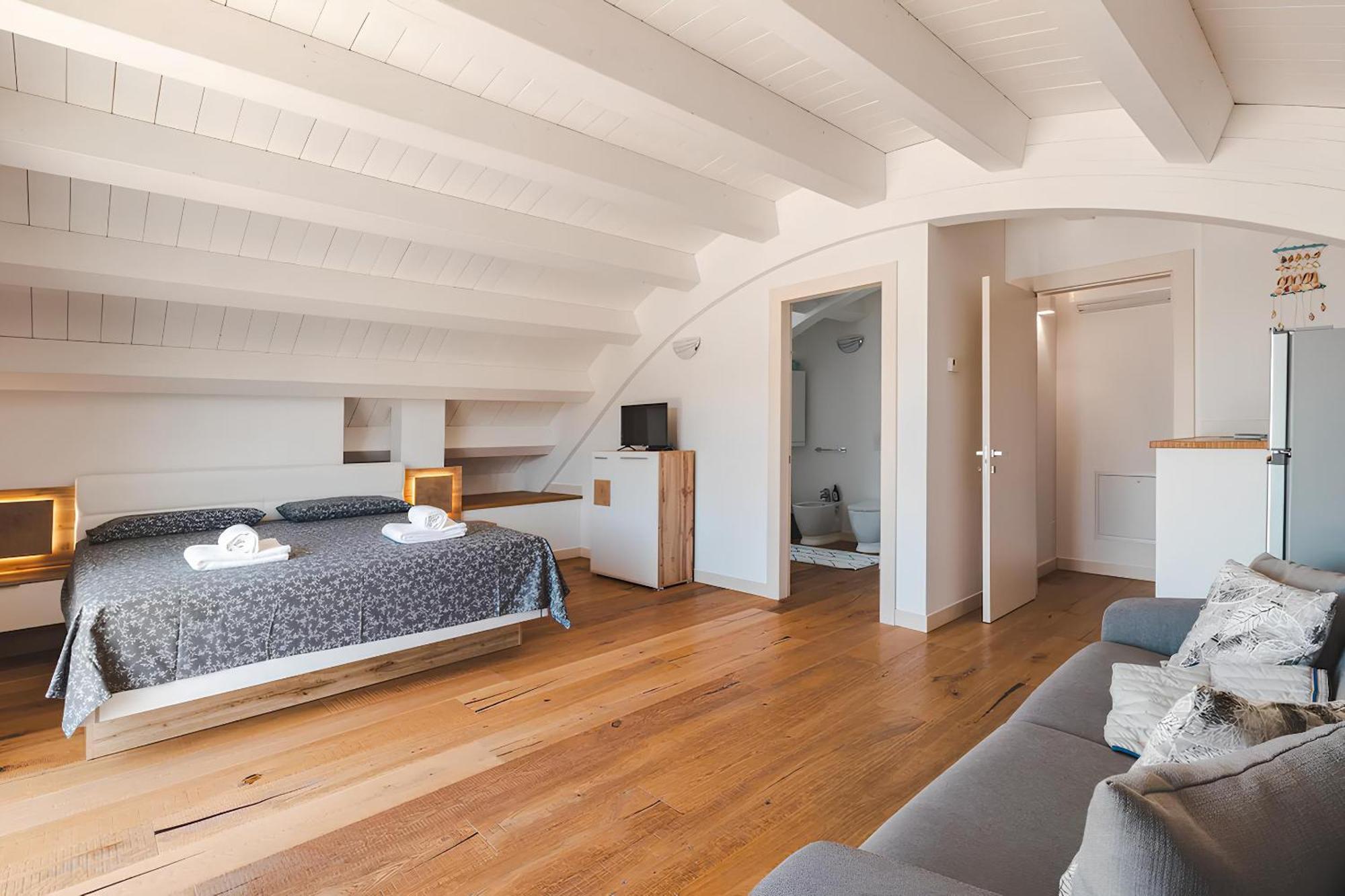 Attico Riva Mare Apartment Muggia Bagian luar foto