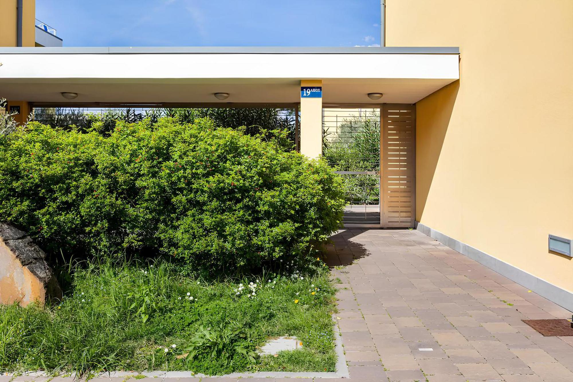 Attico Riva Mare Apartment Muggia Bagian luar foto